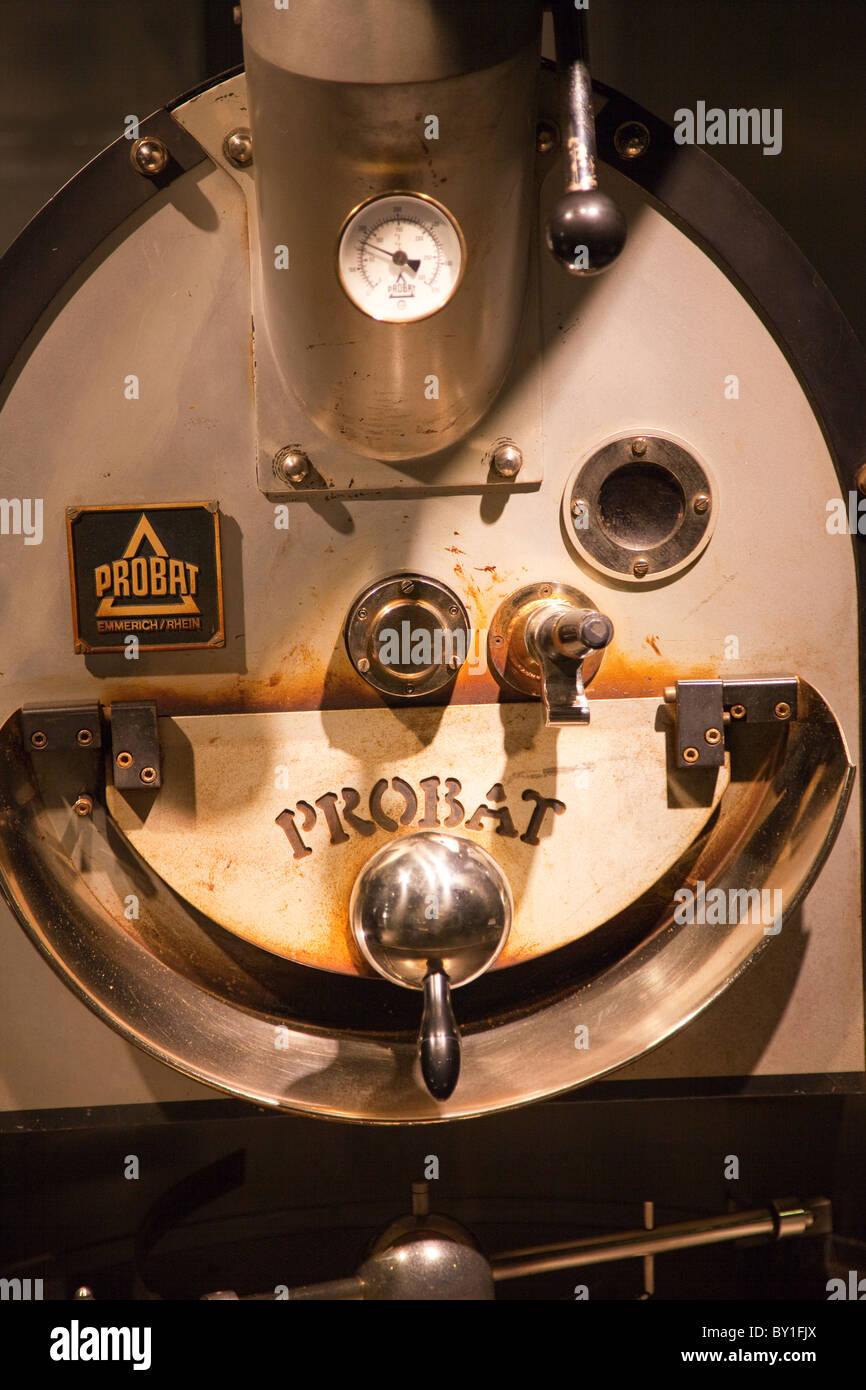Machine de torréfaction de café Probat Photo Stock - Alamy