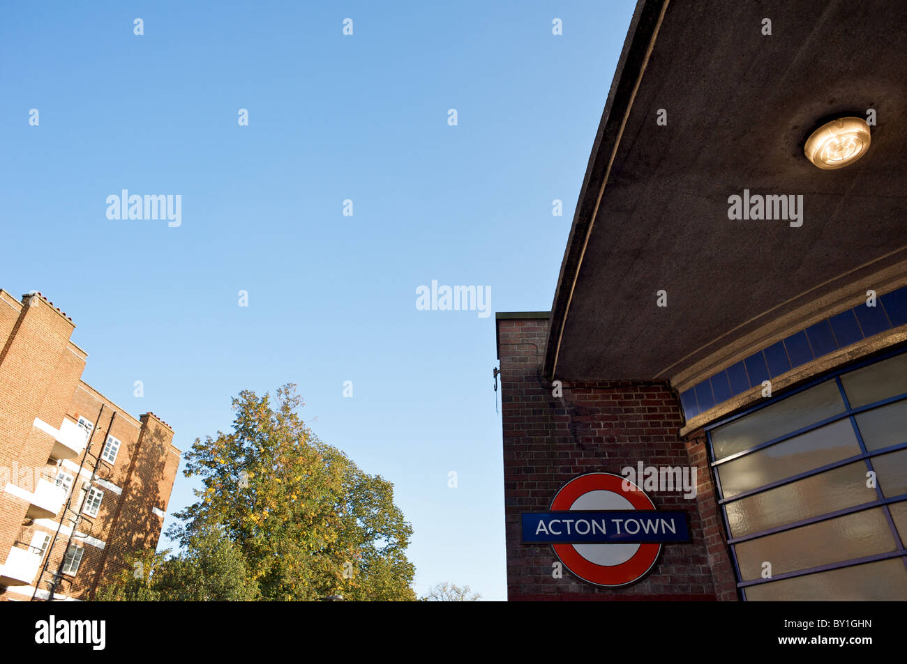 La station de métro Acton Town, Acton Town, Londres, Angleterre, Royaume-Uni Banque D'Images