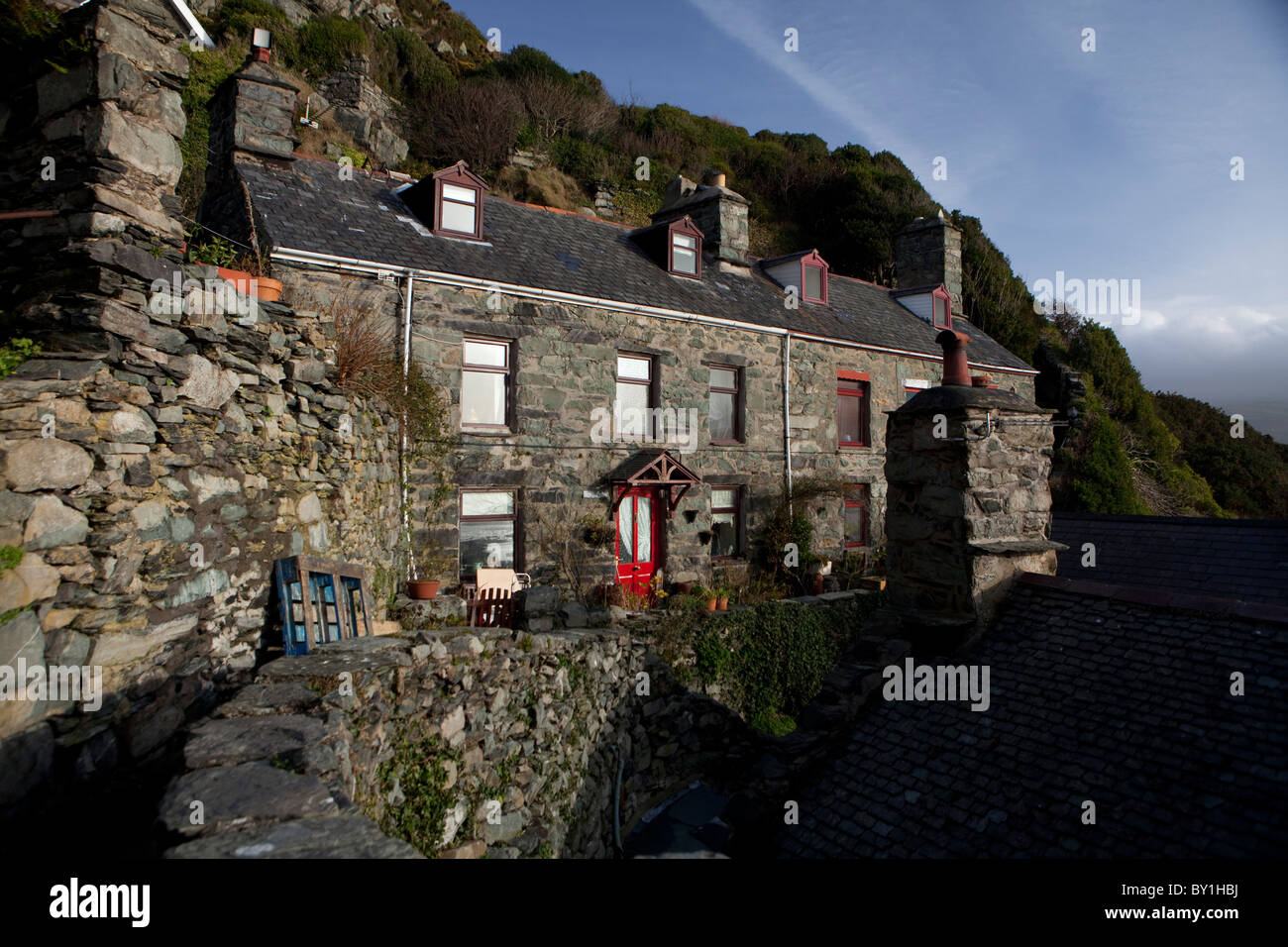 Walker à Barmouth - maisons en bord de mer paysage Banque D'Images