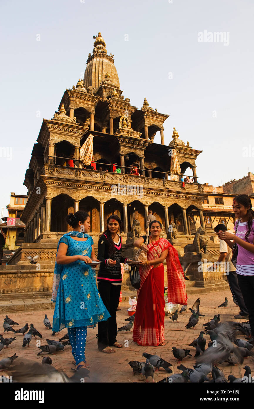 L'Asie, Népal, Katmandou, Vallée de Katmandou, Patan Durbar Square, site du patrimoine mondial de l'UNESCO, Patan ; Krishna Mandir 7e siècle Banque D'Images