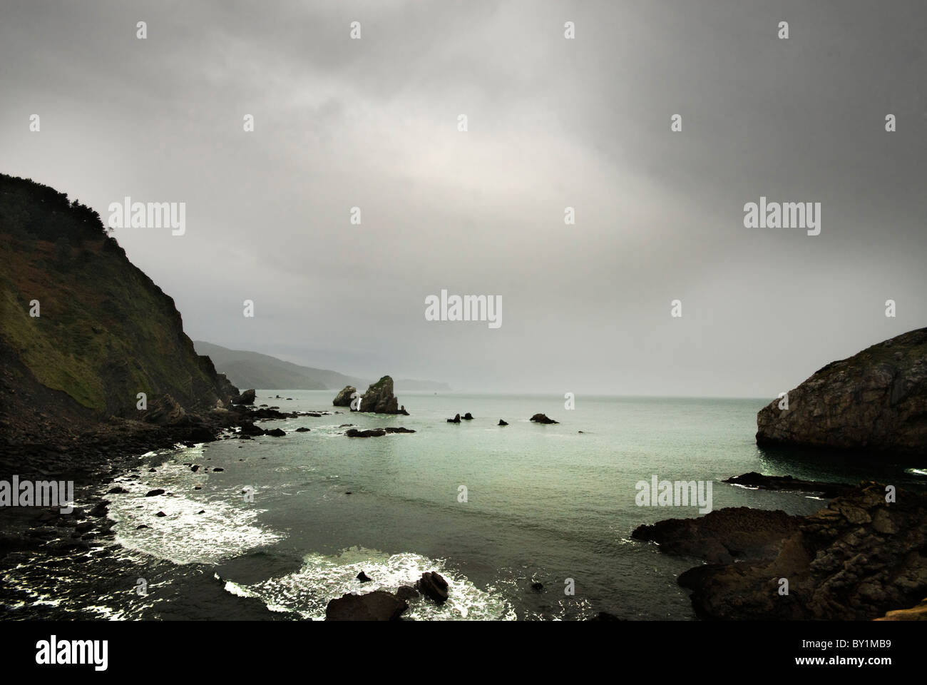 San juan de gaztelugatxe en Pays Basque, Espagne Banque D'Images