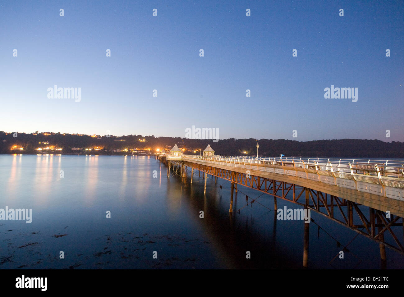 Pier Bangor, Détroit de Menai, au nord du Pays de Galles. Banque D'Images