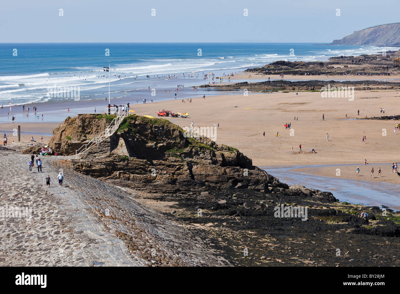 Plage de Bude Breakwater et Summerleaze, Bude, Cornwall, Angleterre Banque D'Images