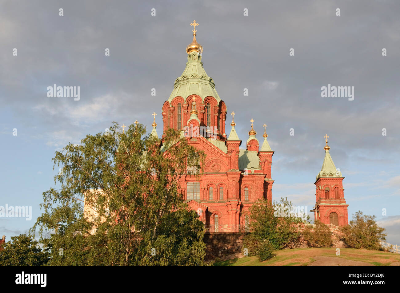 Construit en brique rouge de l'Eglise orthodoxe russe La cathédrale Uspenski à Helsinki, en Finlande. Banque D'Images