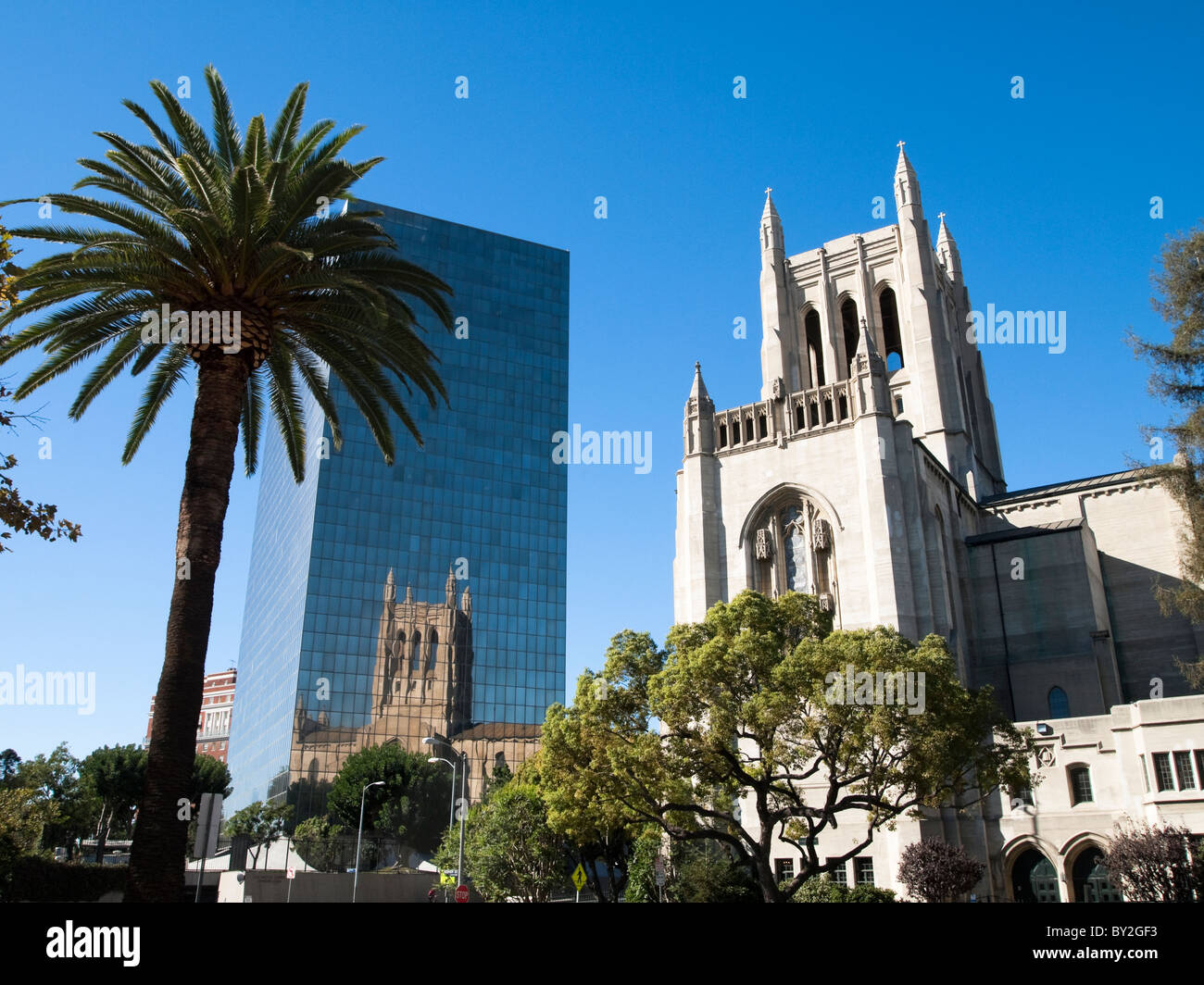 First Congregational Church et le Los Angeles County building Cours supérieures. Banque D'Images