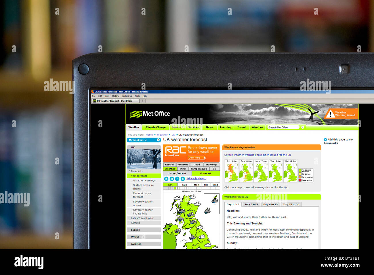 La navigation sur le UK prévisions météo sur le site du Met Office, UK Banque D'Images