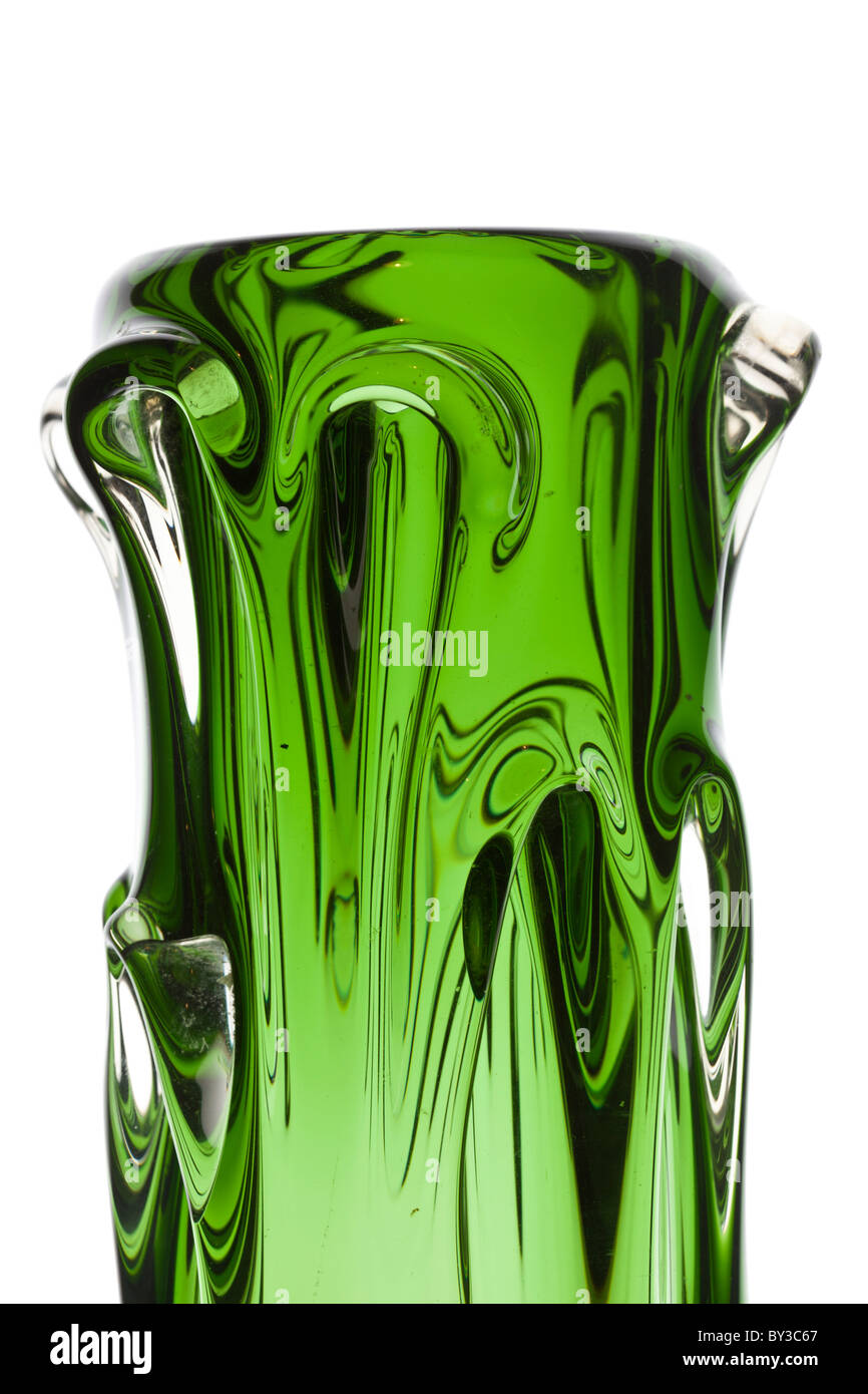 Vase en verre de Bohême, faite par Jan Beránek en 1960 et produit par Skrdlovice glassworks en Tchécoslovaquie. Banque D'Images