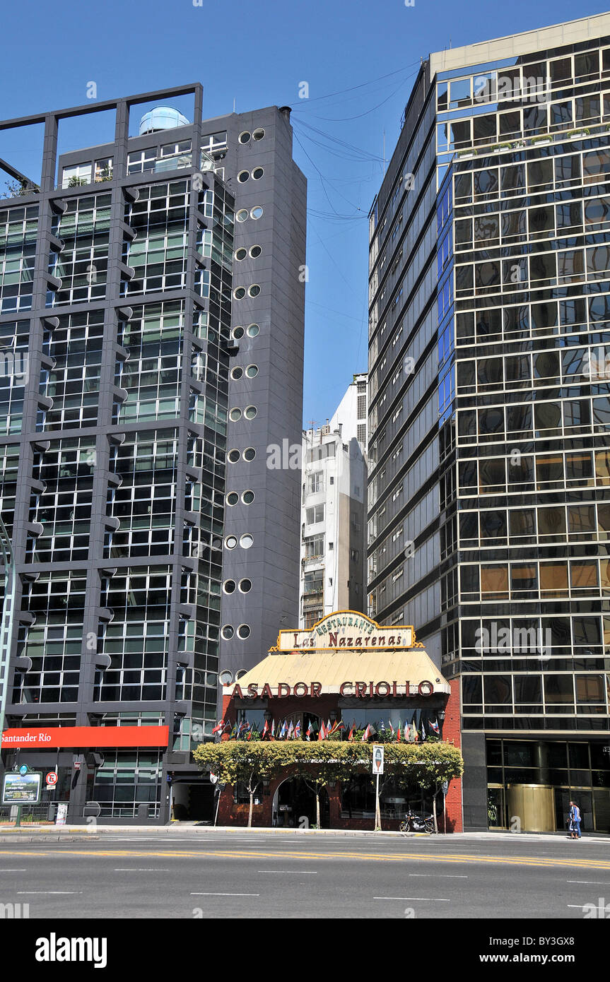 Les bâtiments du quartier des affaires de restaurant Buenos Aires Argentine Banque D'Images