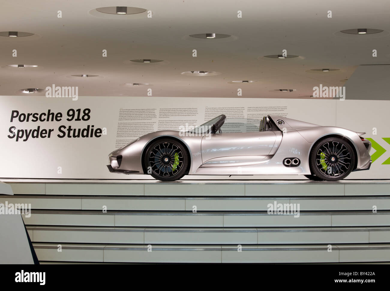 Allemagne, Stuttgart,Musée Porsche 918 Spyder concept car Banque D'Images