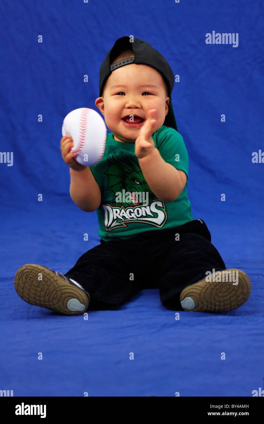 Un Heureux Bebe Mongole Photo Stock Alamy