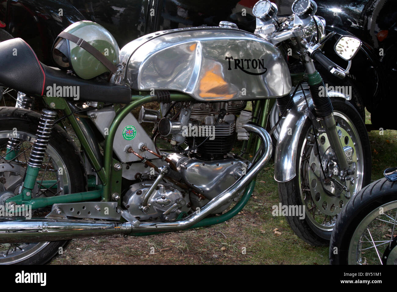 Le Triton est une version modifiée de la moto café racer des années 60 des  années 70. Le nom provient d'une contraction de Triumph et Norton Photo  Stock - Alamy