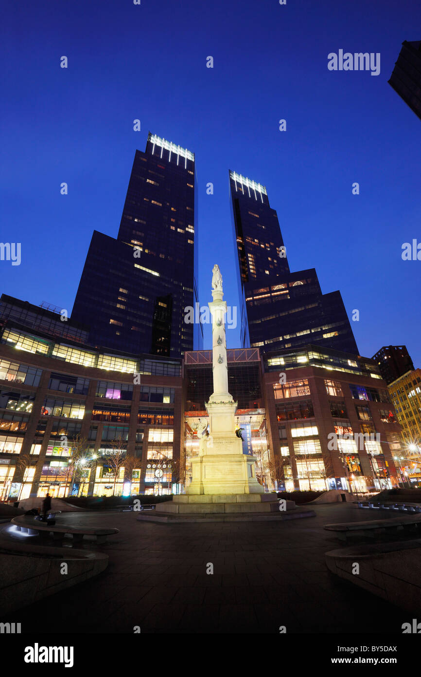 New York, Time Warner Center, Colombo cercle à nuit Banque D'Images