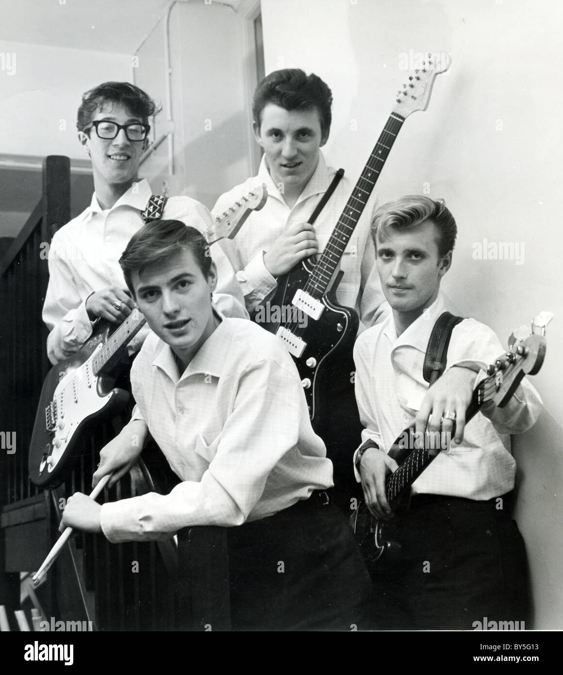 Ombre UK pop Group en 1961 à partir de l : Hank Marvin, Tony Meehan, Bruce Welch, Jet Harris Banque D'Images