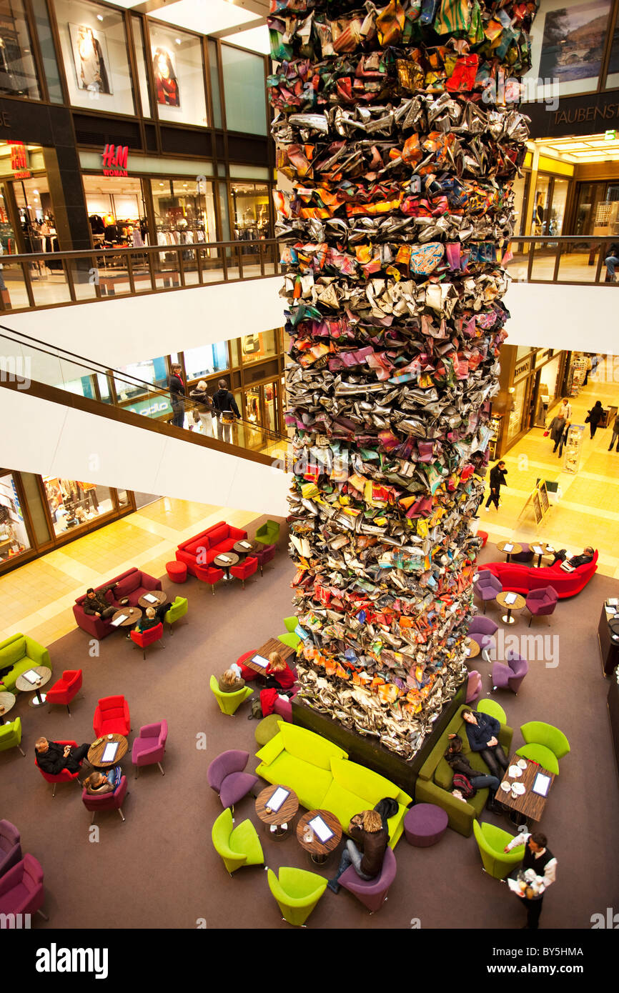 Allemagne,Berlin,intérieur de shopping centre à Gendarmentmarkt Banque D'Images