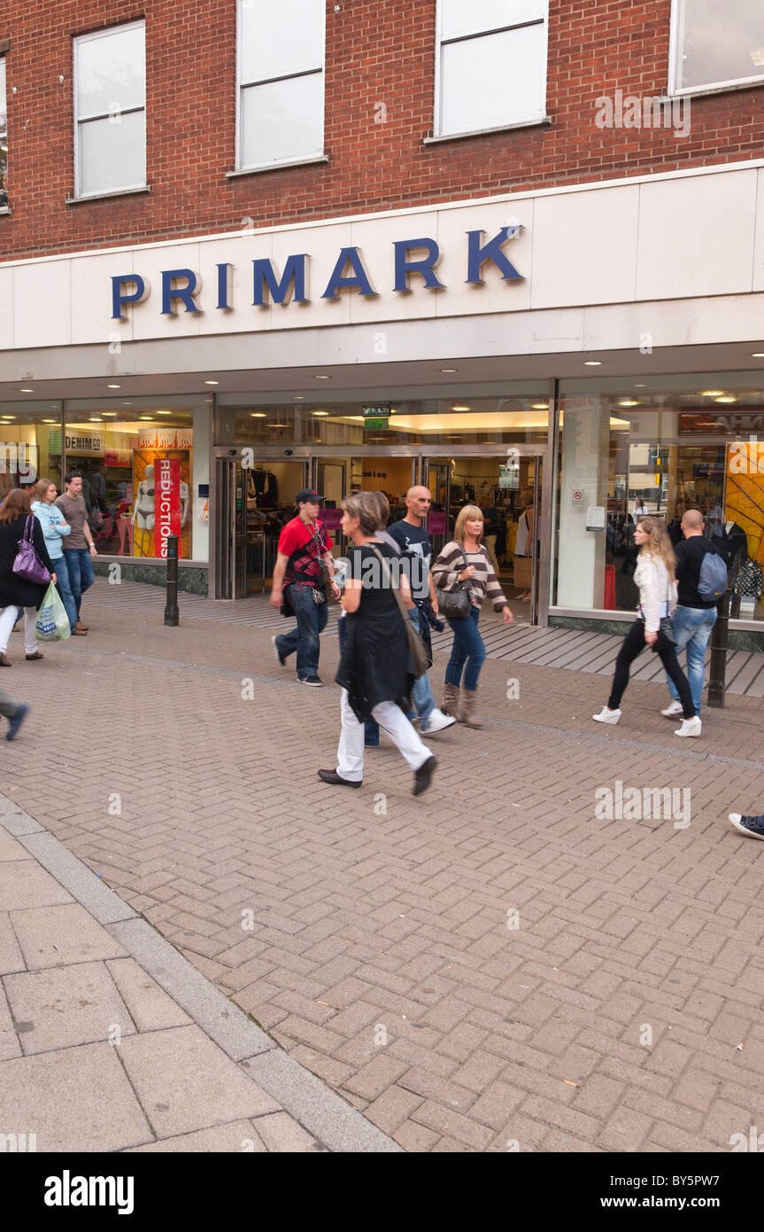 Primark shop store à Norwich , Norfolk , Angleterre , Angleterre , Royaume-Uni Banque D'Images