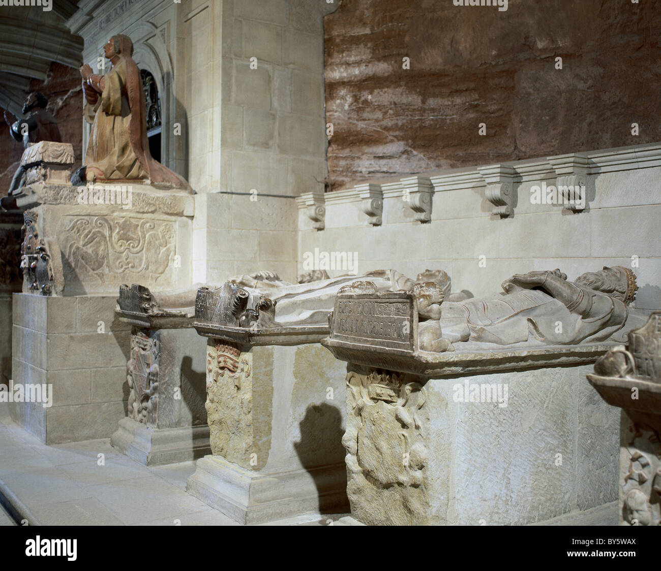 Monastère de Santa María la Real. Panthéon Royal. Tout d'abord, le tombeau du roi Bermudo III de Leon. Najera. La Rioja. L'Espagne. Banque D'Images