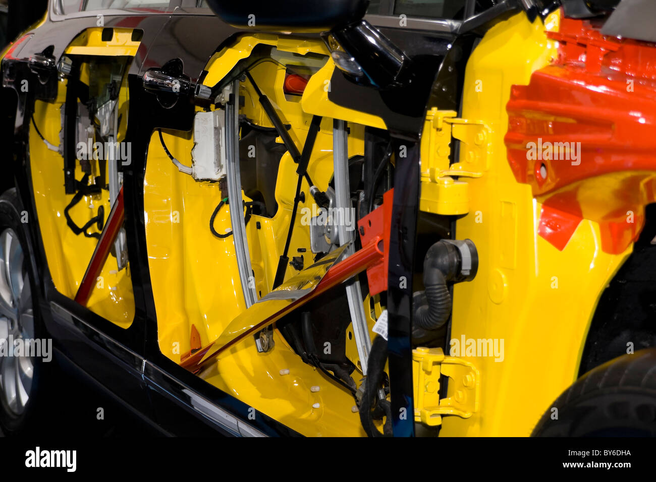 Coupe des portières de voitures pare-chocs sensibles Banque D'Images