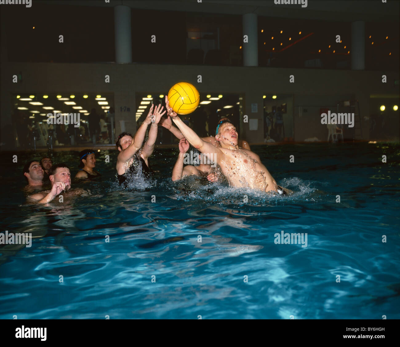 Match de water-polo Banque D'Images