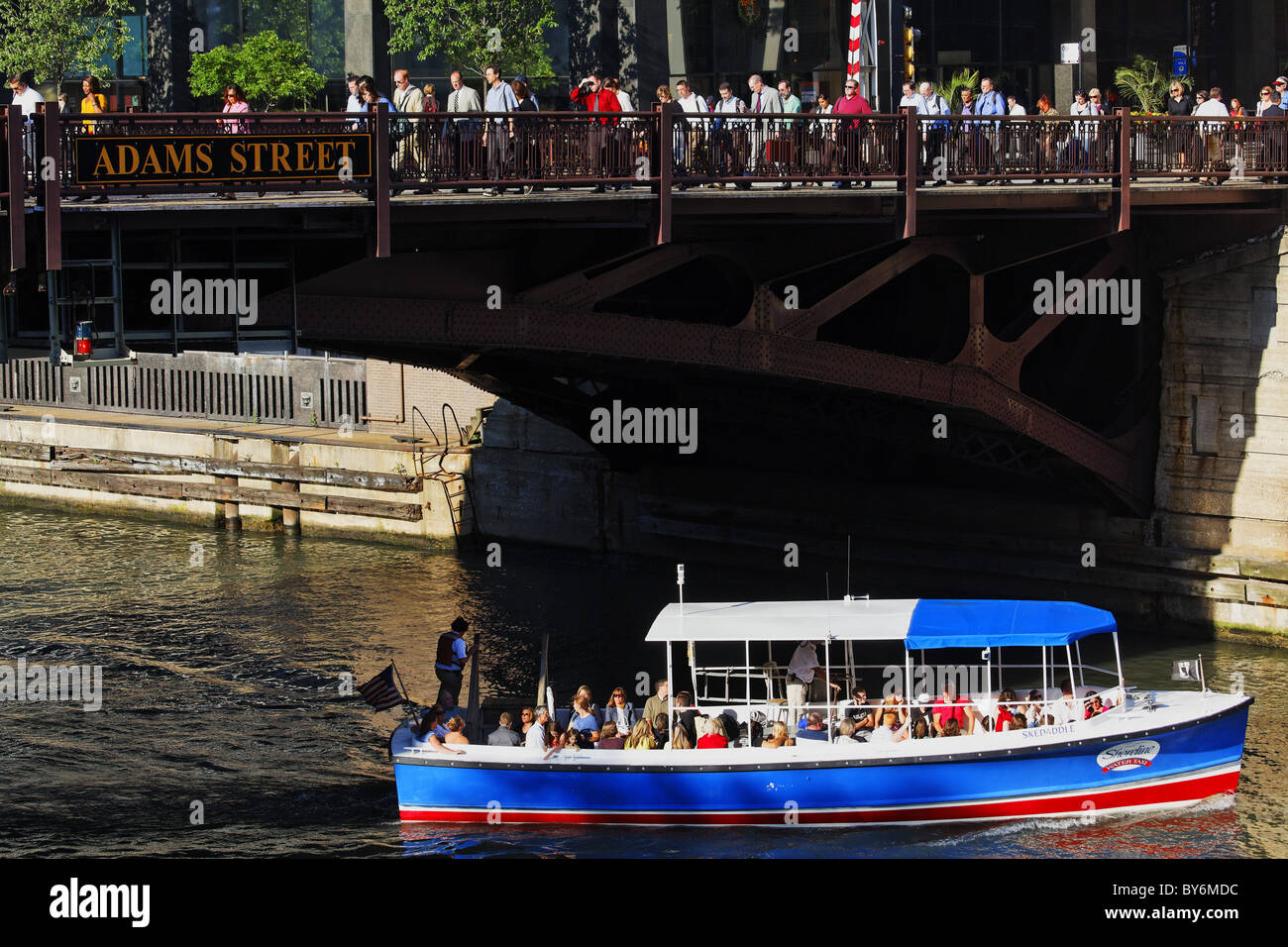 Voyage en bateau sur la rivière Chicago, Chicago, Illinois, États-Unis Banque D'Images