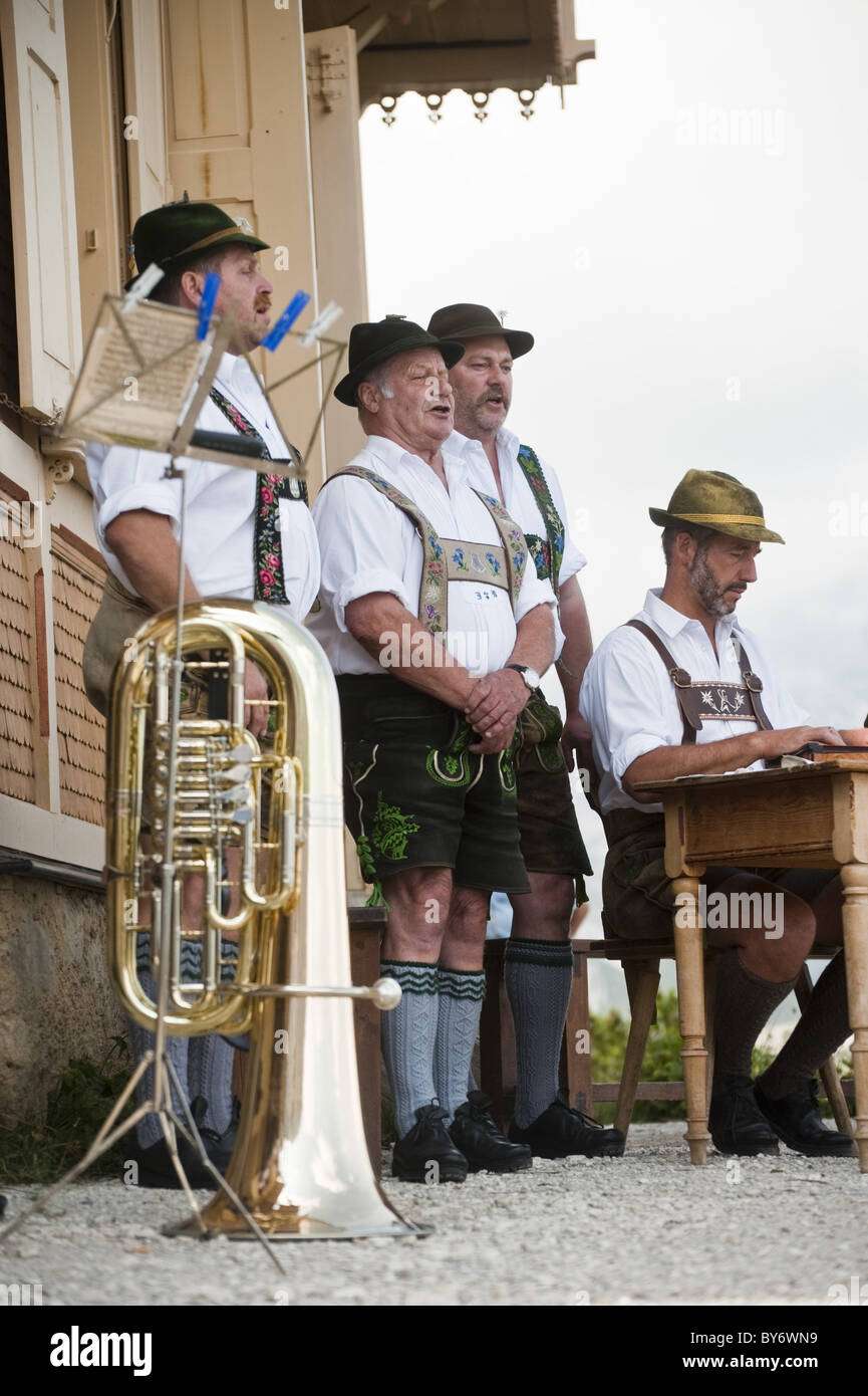 Le chant des hommes, maison du roi sur Schachen, gamme Wetterstein, Haute-Bavière, Allemagne Banque D'Images