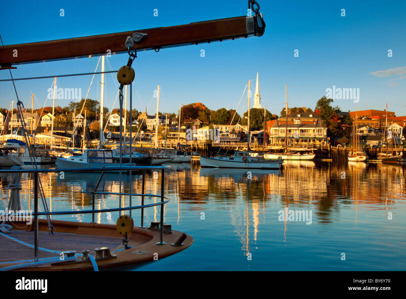 À l'aube dans le port, de Camden Maine USA Banque D'Images