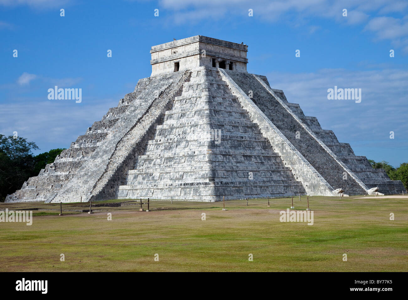 El Castillio, Chichen Itza, Mexique Banque D'Images