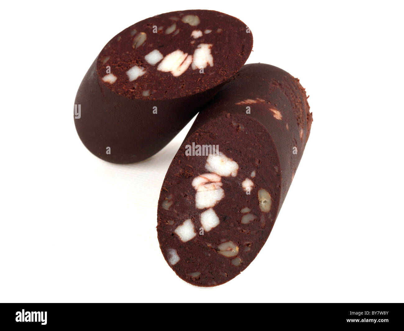 Petit-déjeuner authentique frais isolé de boudin noir sur un fond blanc avec aucun peuple et un chemin de détourage Banque D'Images