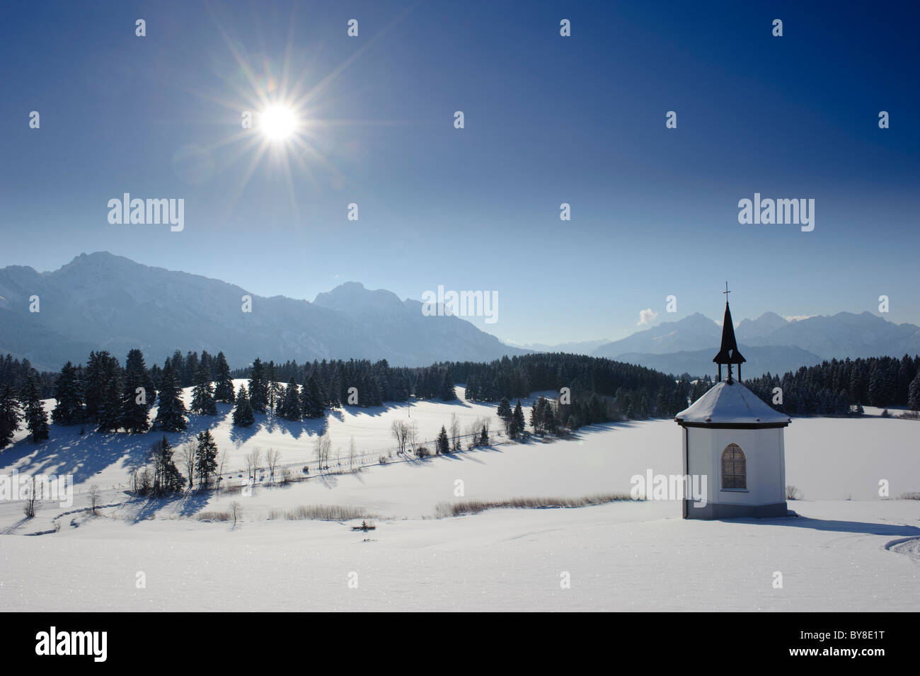 Chapelle de l'alp mountains en Allemagne en hiver Banque D'Images