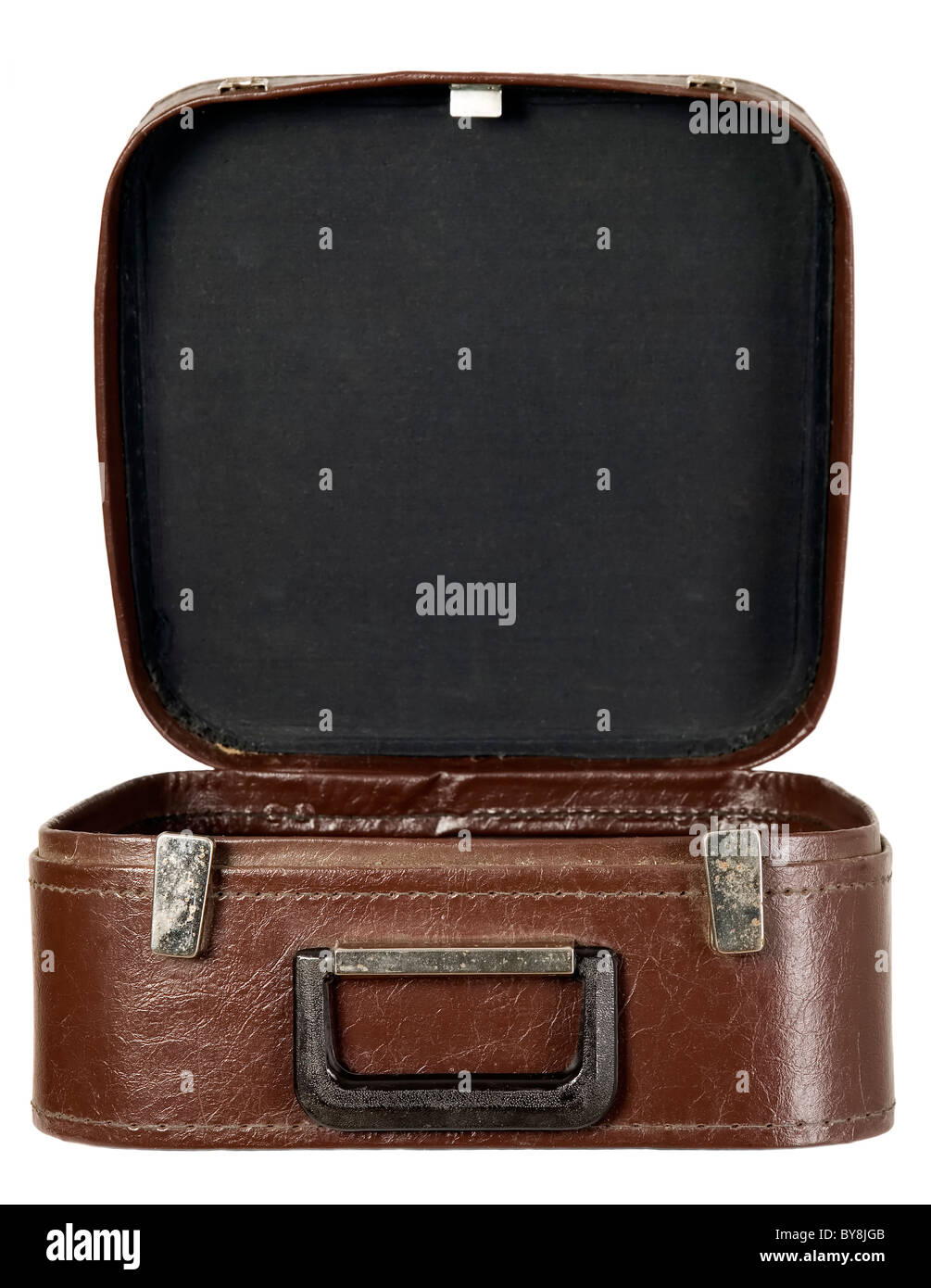 Antique brown trunk sur fond blanc, travel concept Banque D'Images