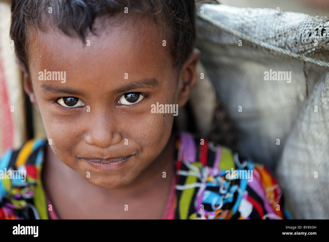 Petite fille dans l'Asie Bangladesh Banque D'Images