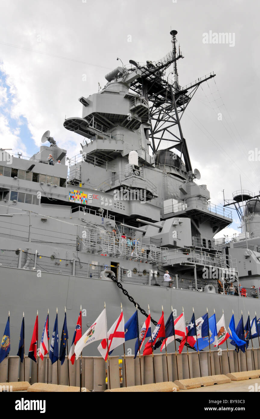 Drapeaux d'État Mémorial USS Missouri Pacific Pearl Harbor National Monument Washington Ford Field Banque D'Images