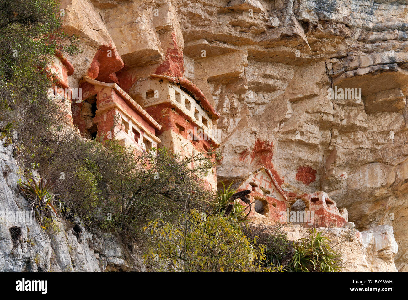 Revash mausolée près de Chachapoyas, Pérou Banque D'Images