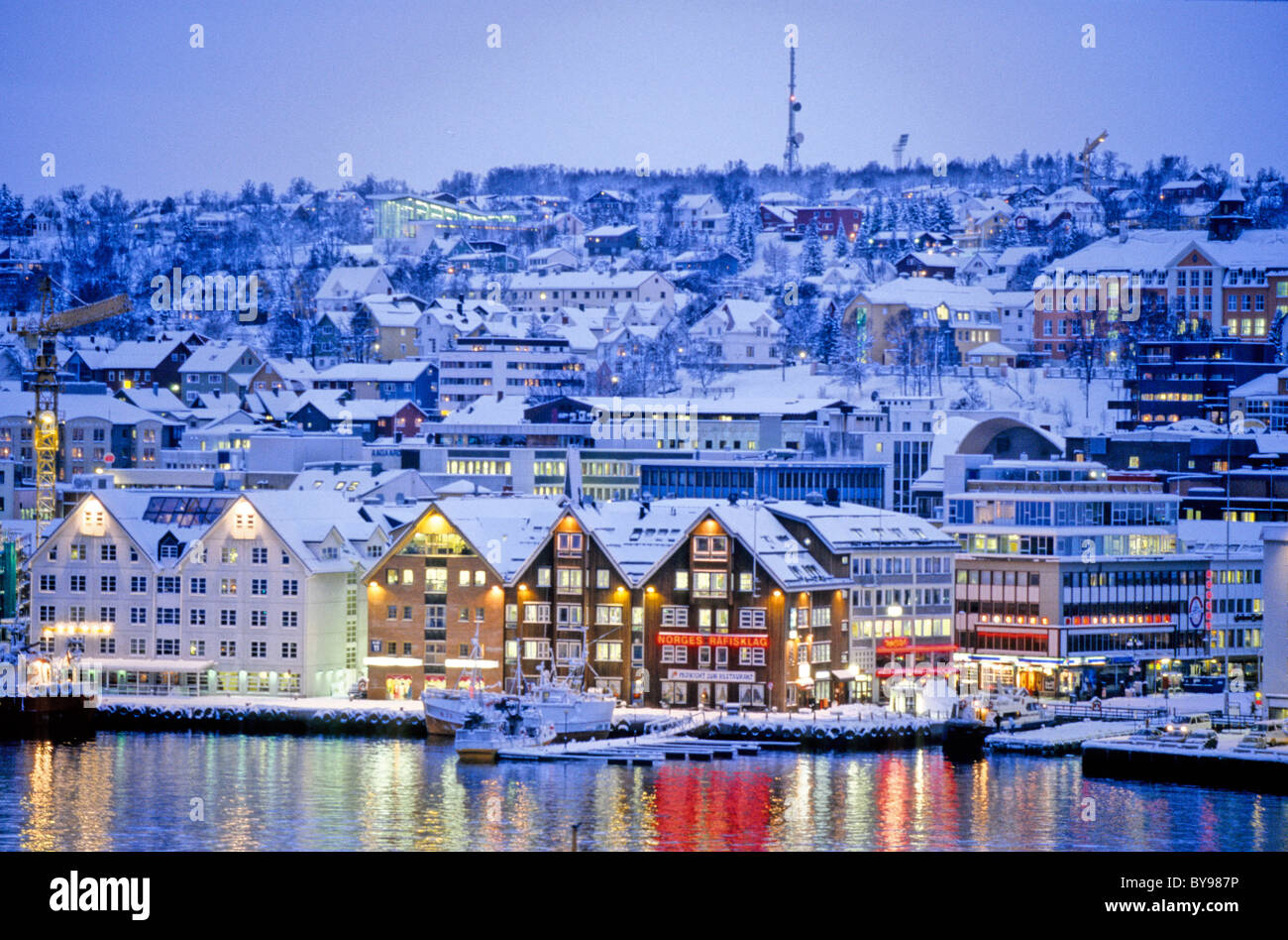 Hammerfest, Norvège, l'hiver, centre-ville, le port. Banque D'Images