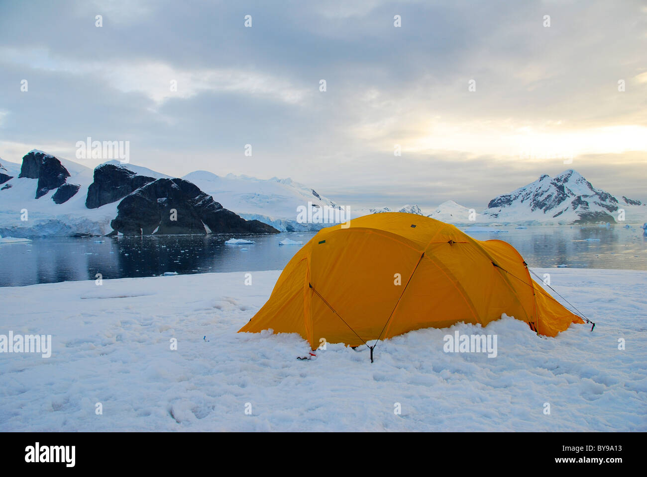 Antarctica tent Banque de photographies et d’images à haute résolution