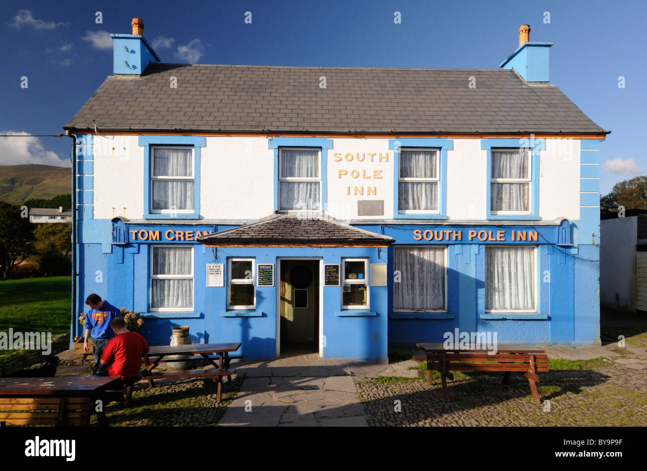 Tom Crean pub, le Pôle Sud Inn, Anascaul, péninsule de Dingle, comté de Kerry, Irlande Co célèbre explorateur de l'Antarctique Banque D'Images