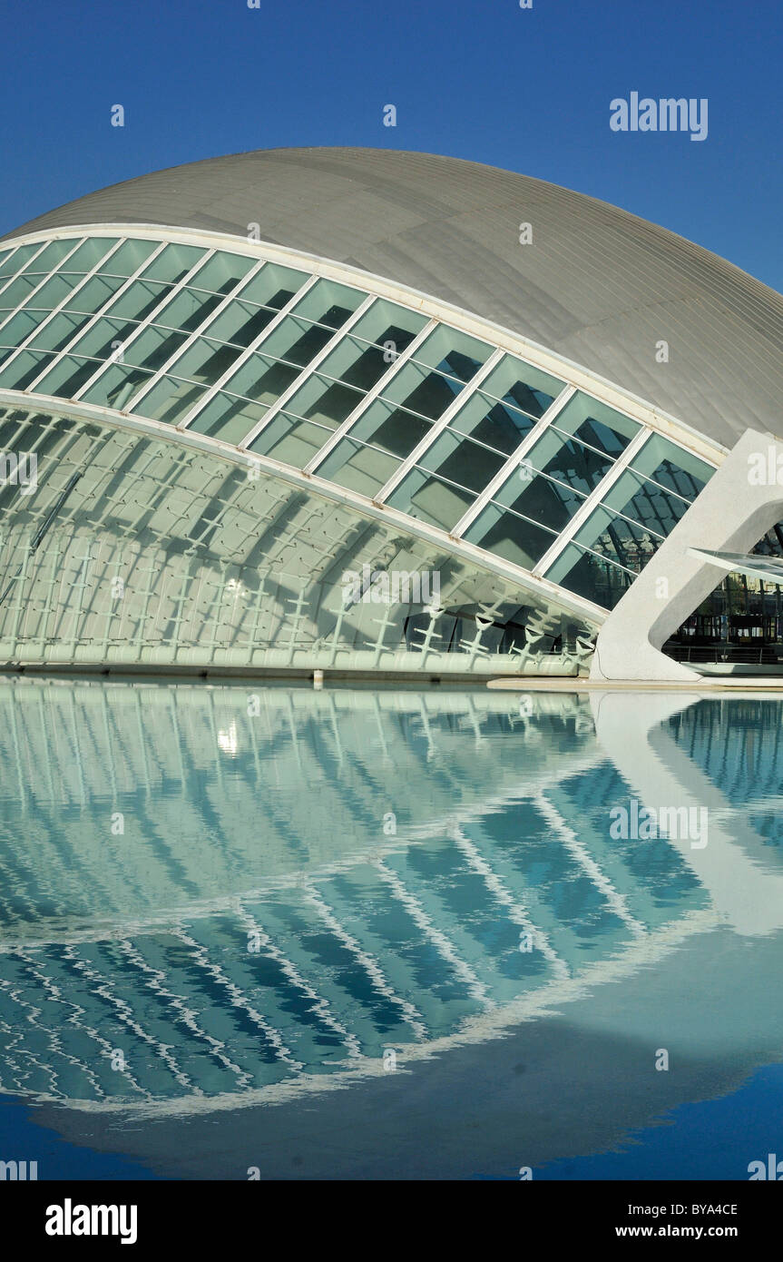 L'Hemisferic, le cinéma Imax et le planétarium, Ciudad de las Artes y las Ciencias, Cité des Arts et des Sciences, conçu par l'espagnol Banque D'Images