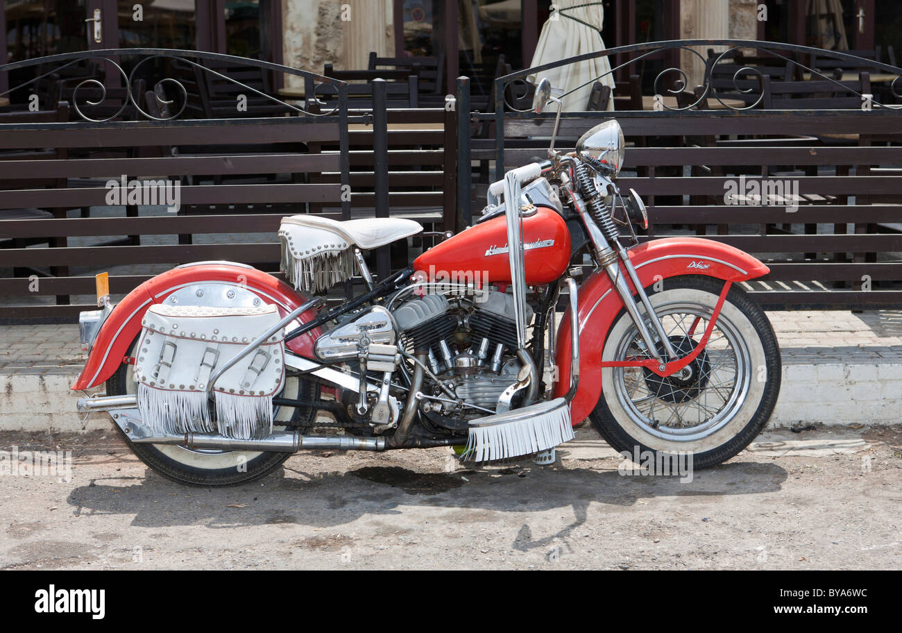 Vieux harley davidson Banque de photographies et d’images à haute ...