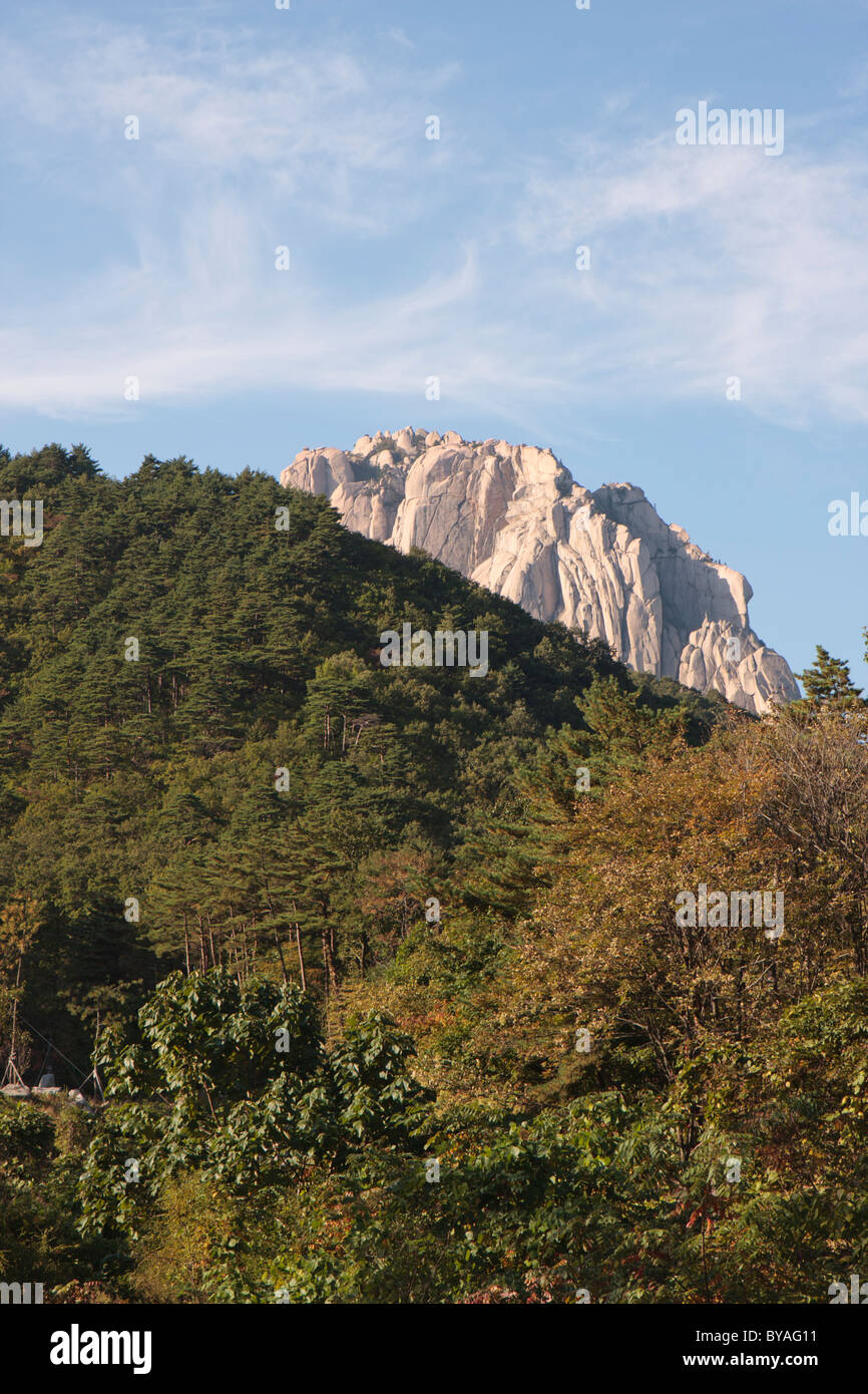 Haut de Ulsan Bawi, Parc National de Seoraksan, Corée du Sud Banque D'Images