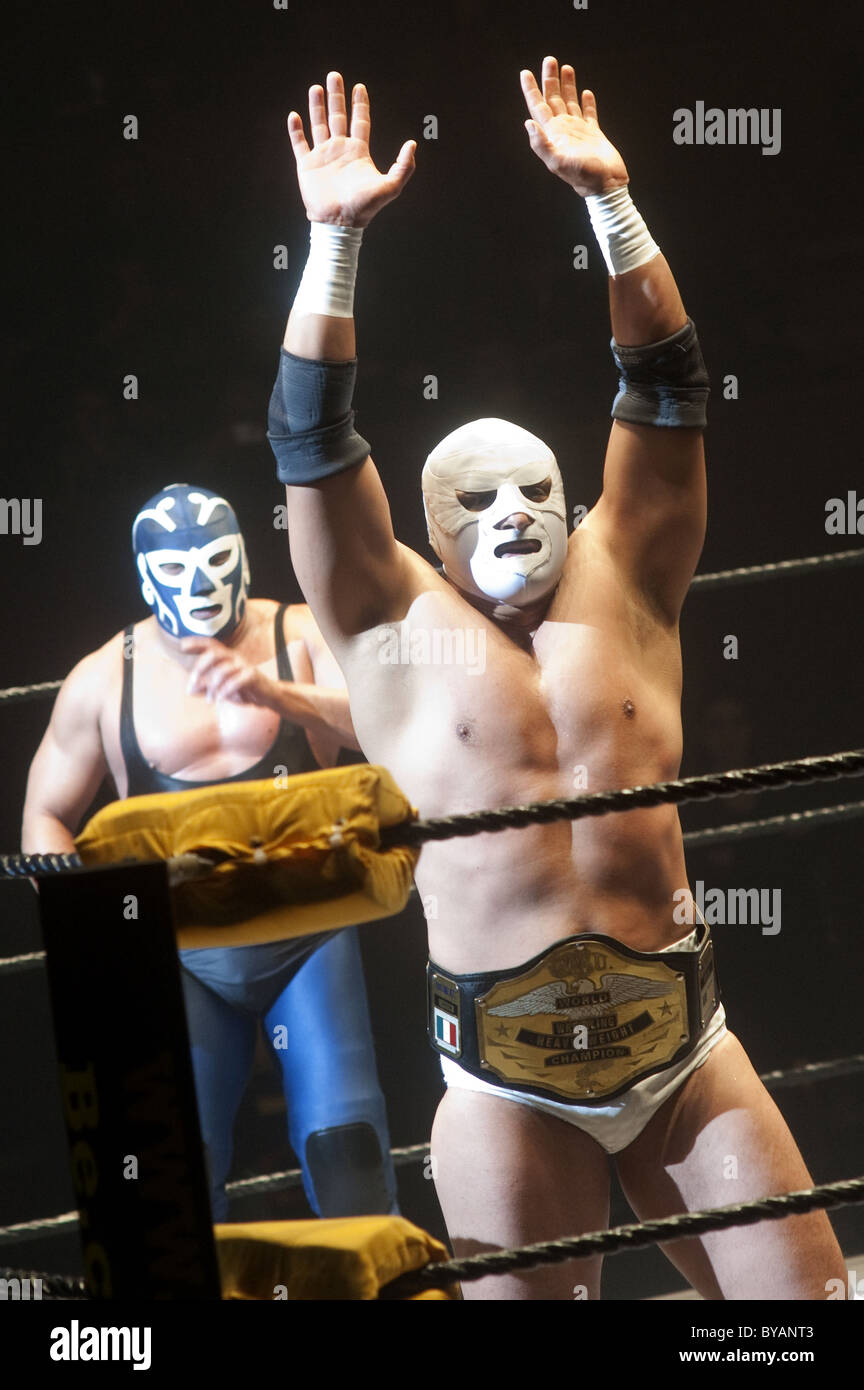 Luchador (catcheur mexicain) lors d'une exposition de Lucha Libre à Bruxelles's 'Cirque Royal' Banque D'Images