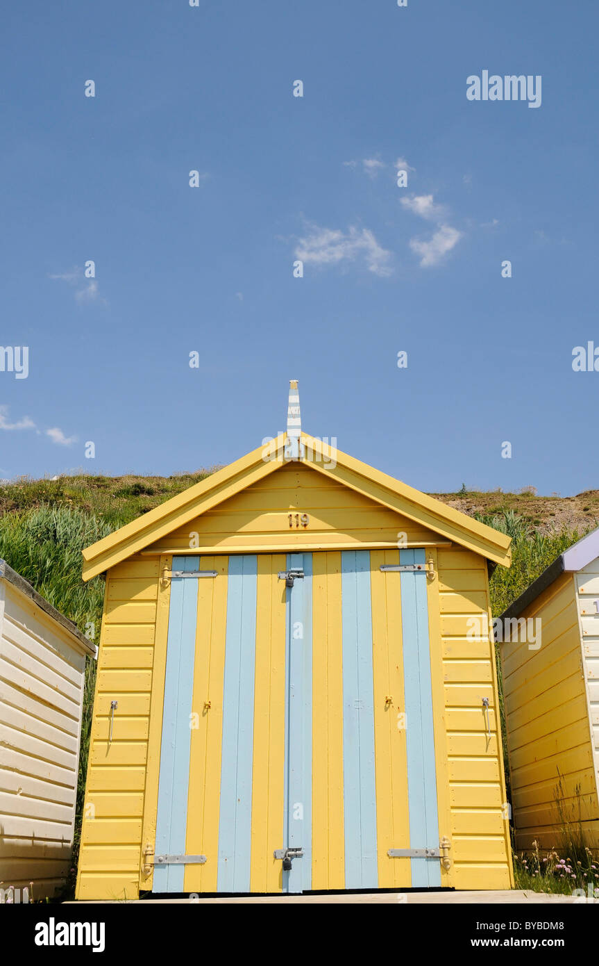 Cabines de plage en southengland coast UK Angleterre europe Banque D'Images