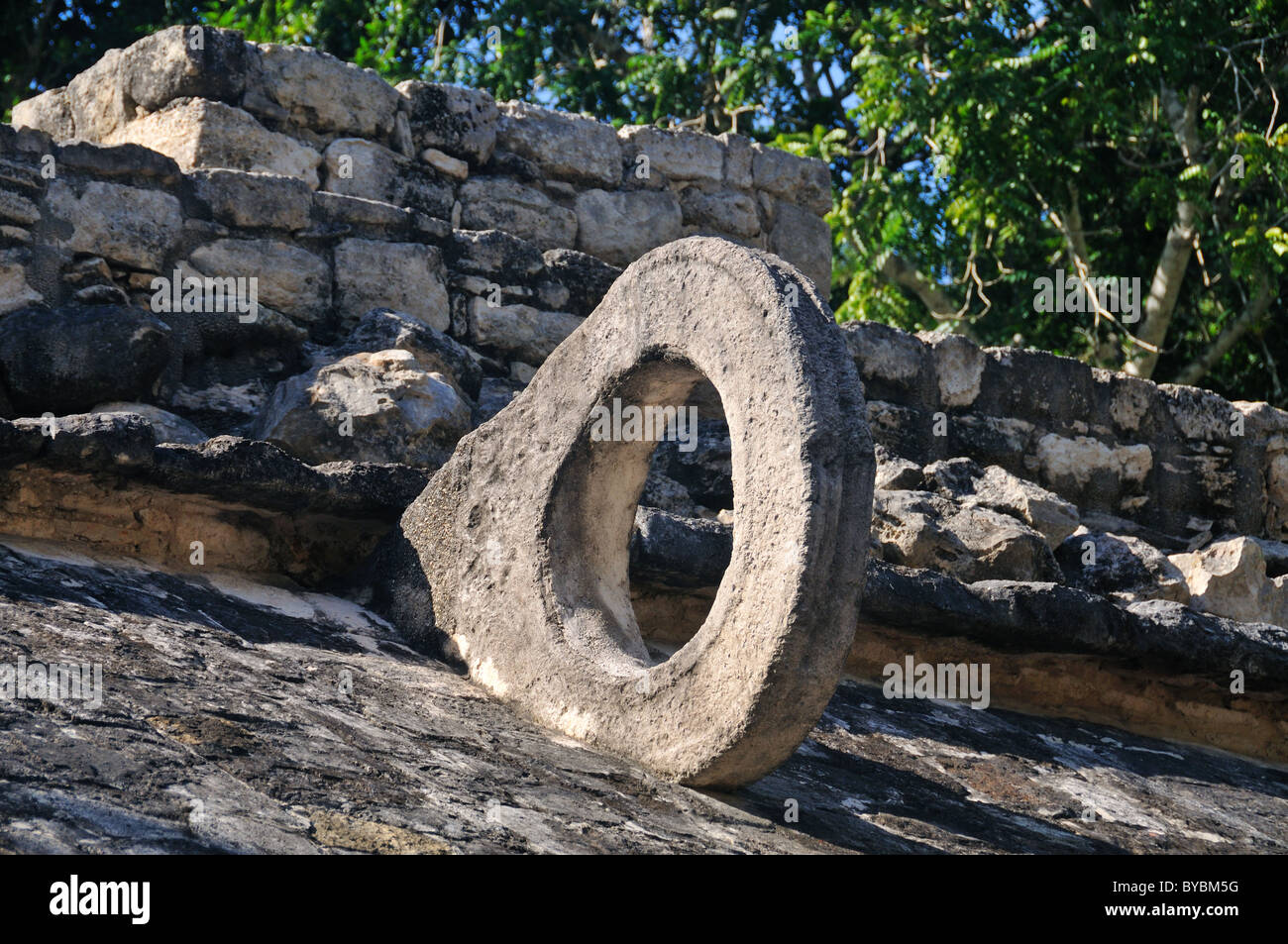 Ruines de l'ancien jeu de balle maya à Coba Banque D'Images