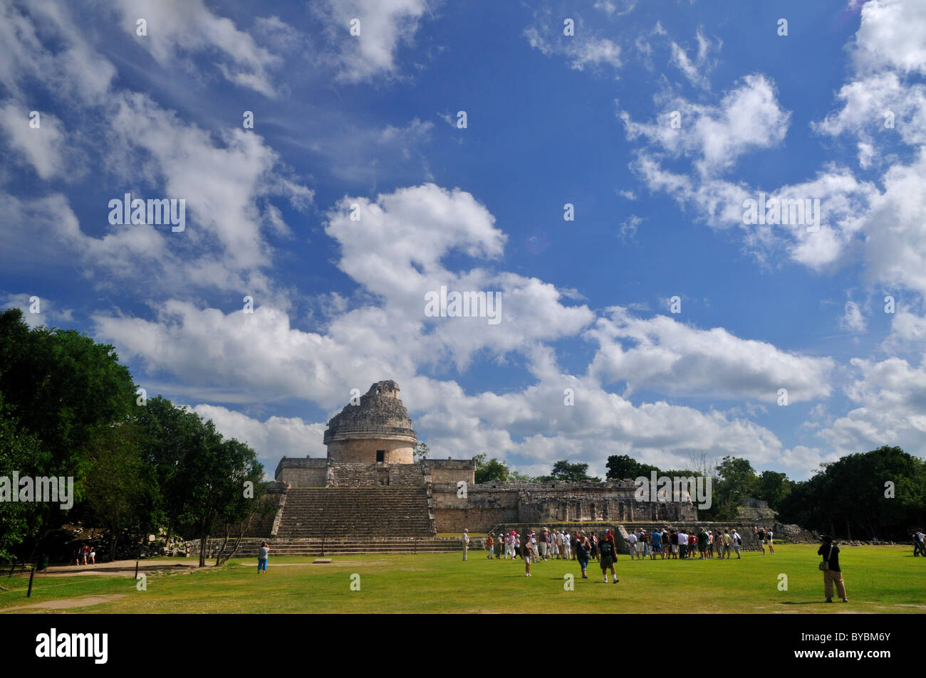 Ruines de El Caracol observatory à Chichen Itza Yucatan Mexique Banque D'Images
