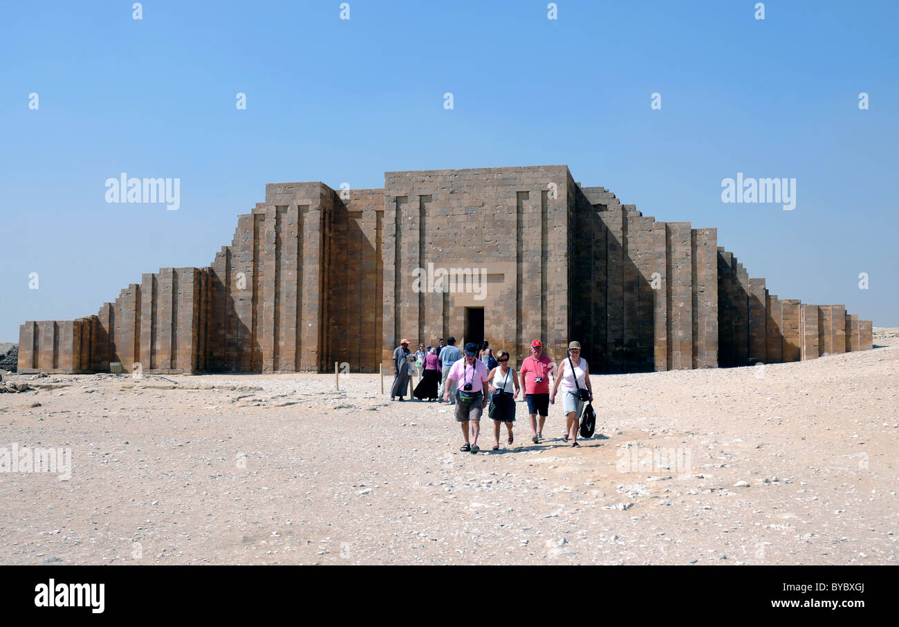 Saqqara temple complexe funéraire par pyramide Banque D'Images