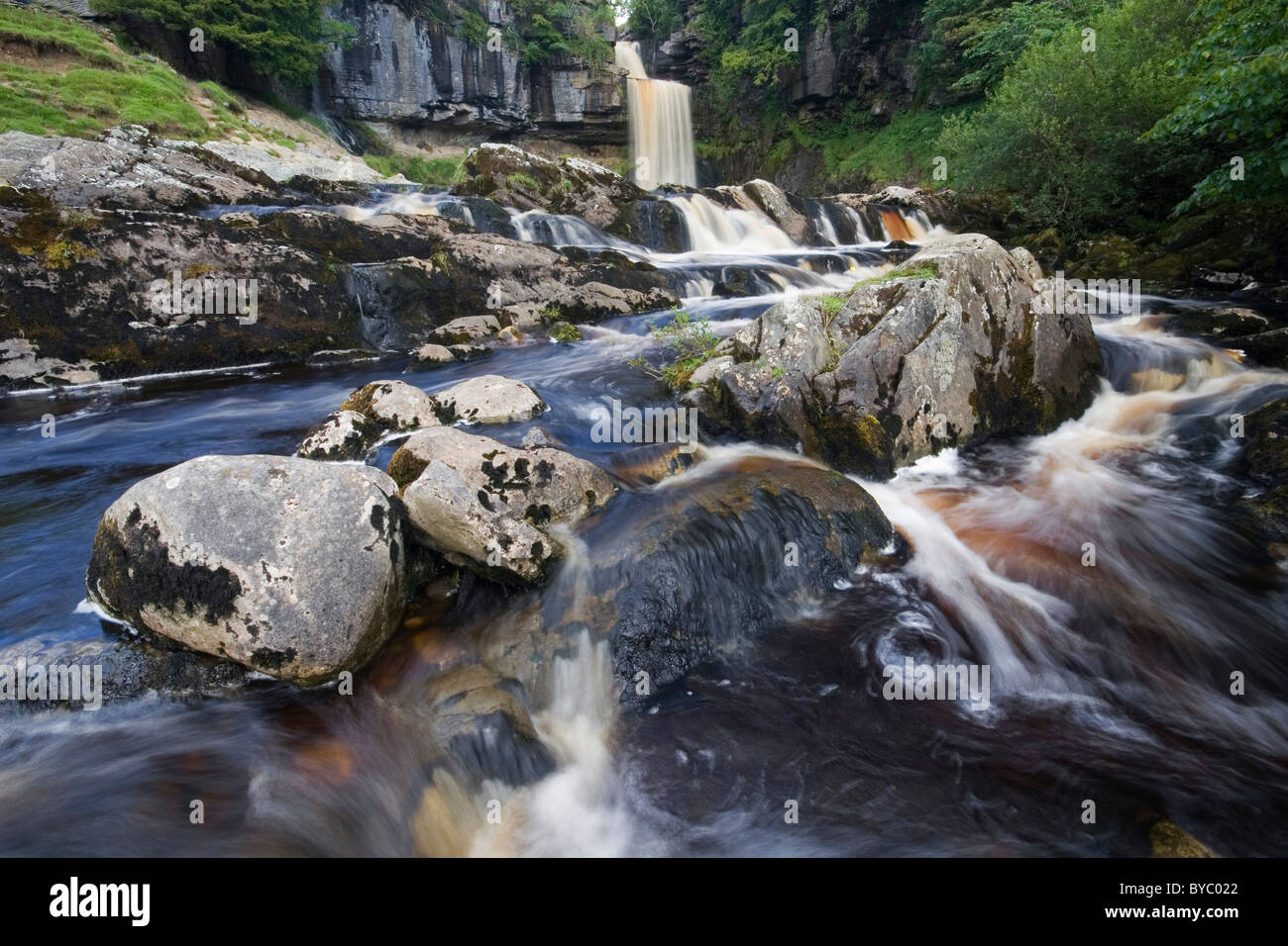 Thornton partie de la cascade de la Force des chutes d'Ingleton Marche Ingleton Ribblesdale Yorkshire Dales UK Banque D'Images