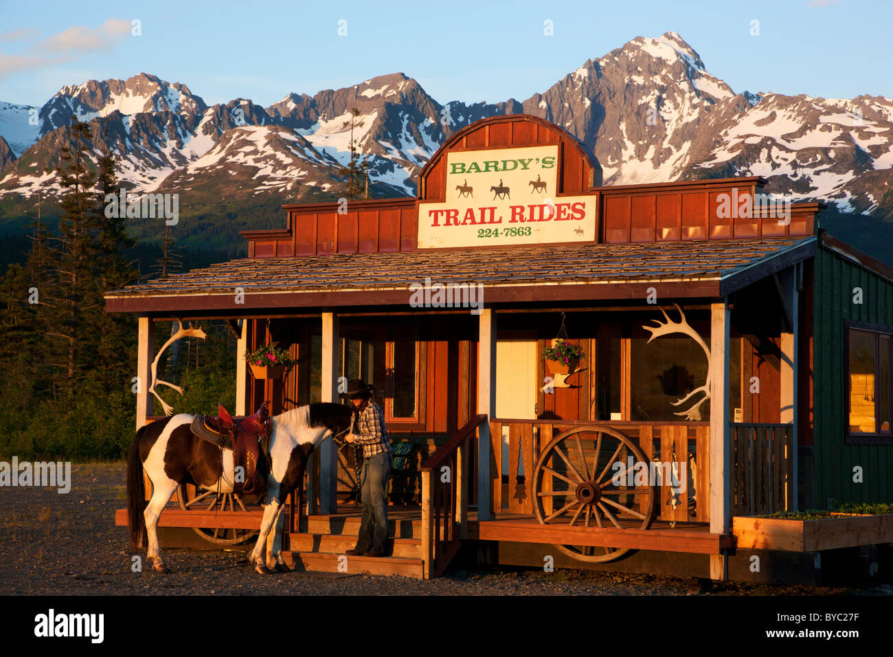 L'équitation près de résurrection Bay, Seward, Alaska. Banque D'Images