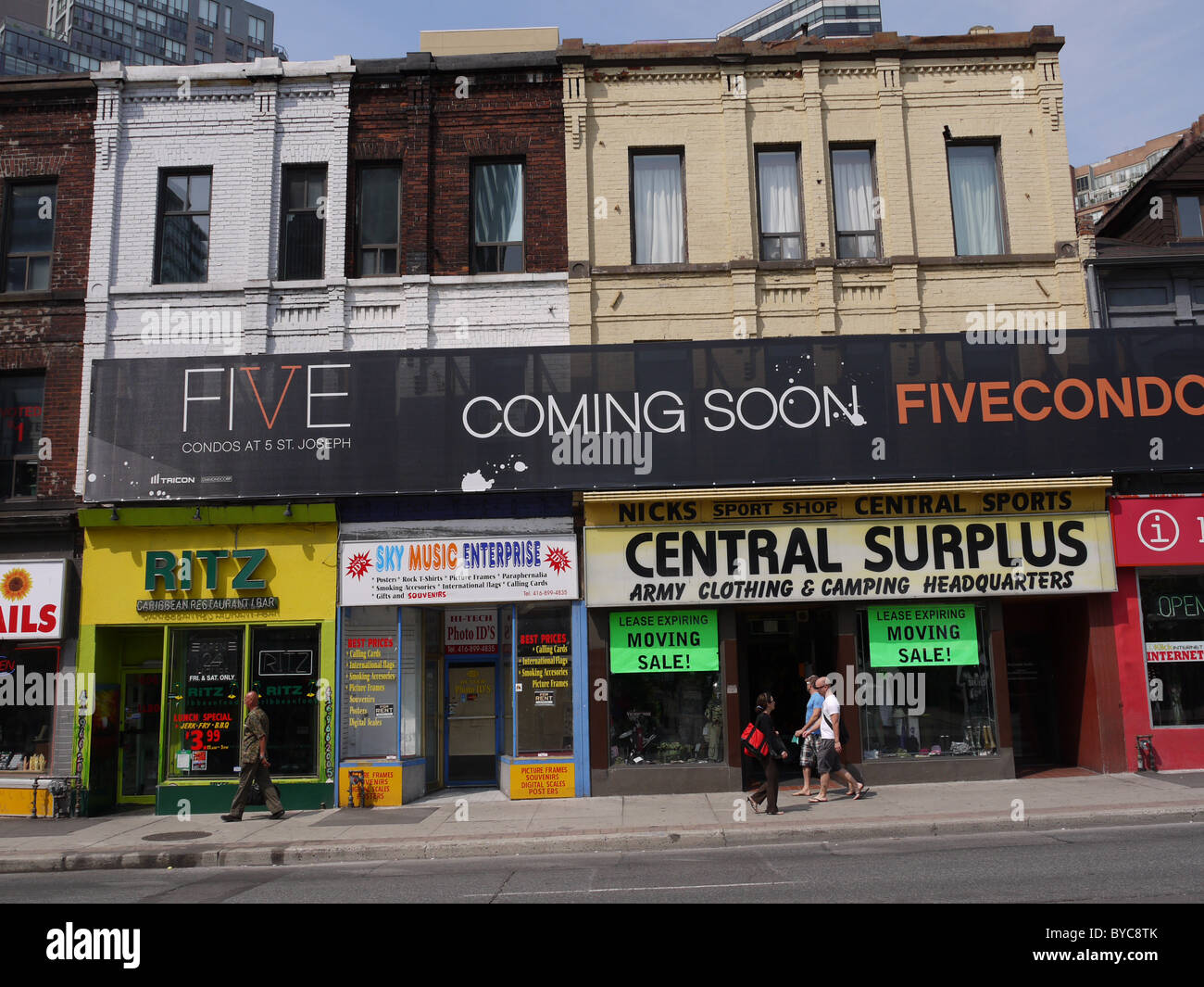 Toronto, devantures victorienne sur la rue Yonge Banque D'Images