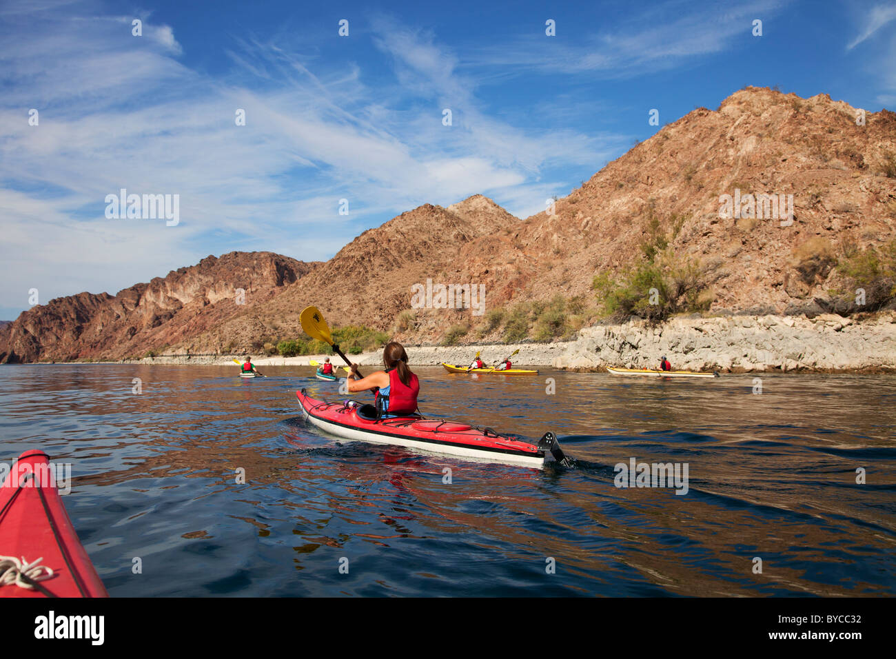 Kayking Black Canyon sur la rivière Colorado, désert de Mojave. (Modèle 1992) Banque D'Images