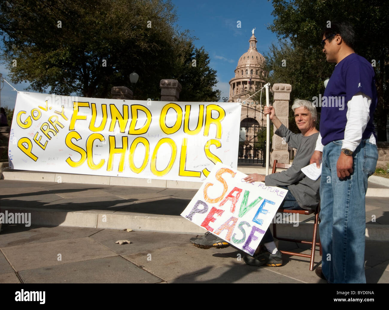 Les élèves et les parents mis en place mock visiteurs le Texas au déficit du budget de capital pour protester contre le financement de l'enseignement public Banque D'Images