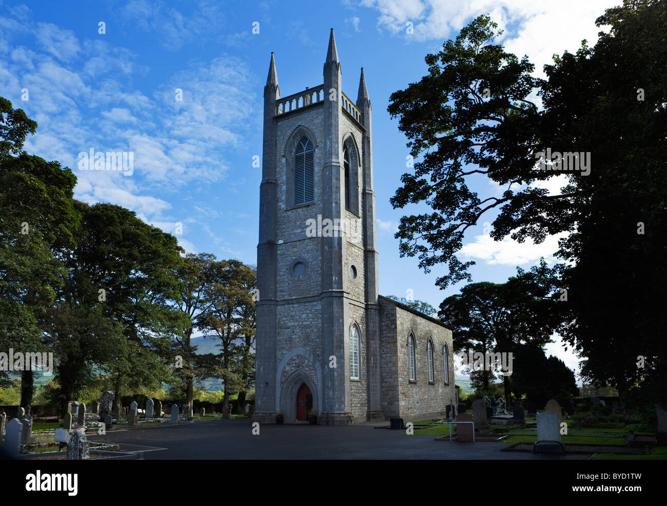 L'église paroissiale de Drumcliffe, lieu de sépulture de WB Yeats', et où son grand-père était recteur, Comté de Sligo, Irlande Banque D'Images