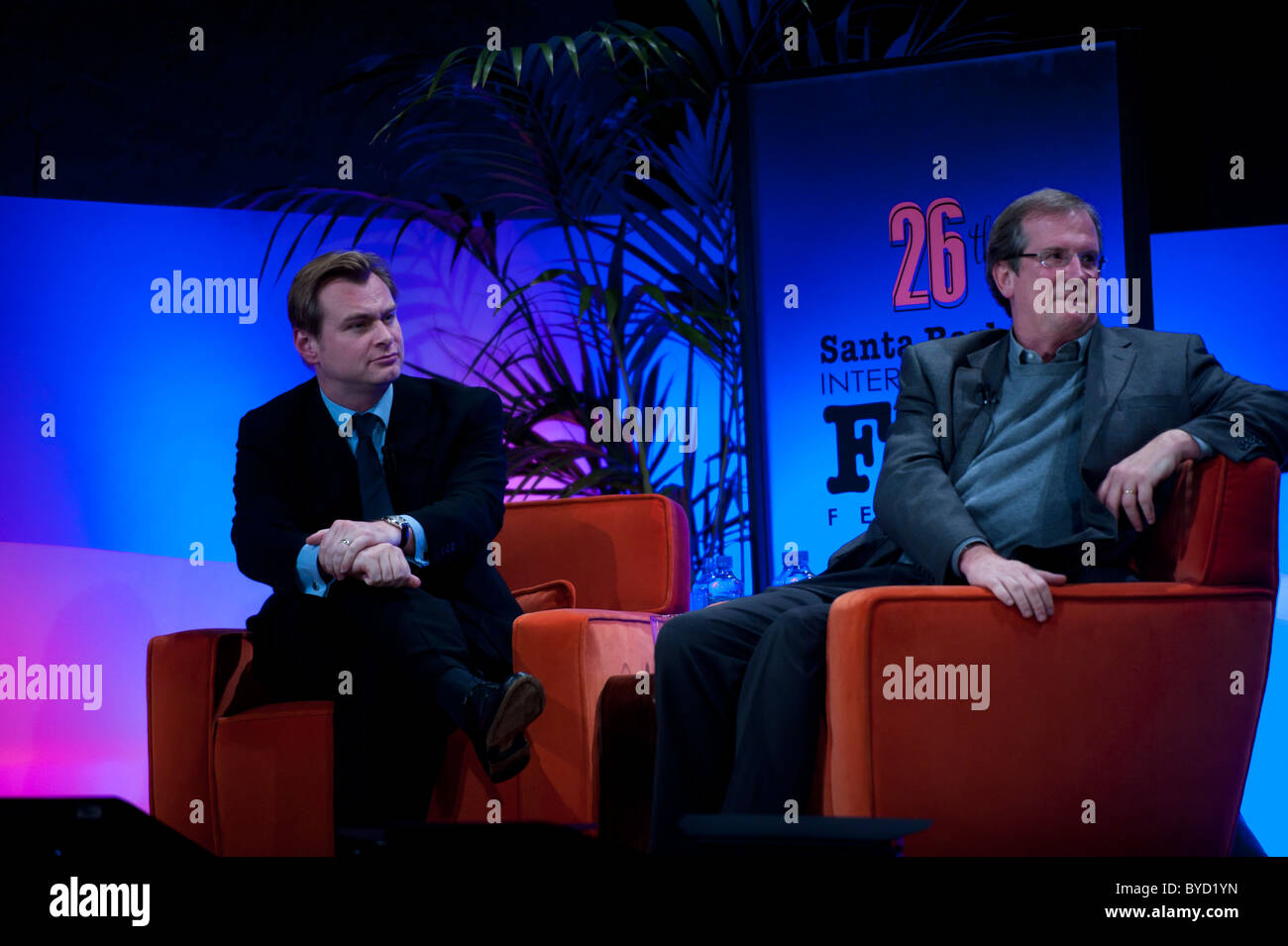 Réalisateur Christopher Nolan sur le canapé avec le critique de film Pete Hammond Banque D'Images